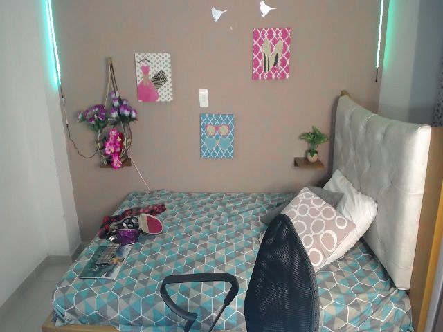 Live sex webcam photo for Mia_palmira #269648647