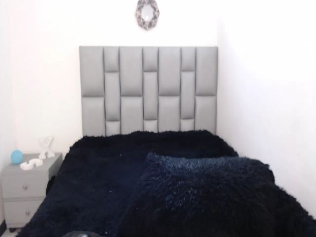 Live sex webcam photo for Manelik_benz #269661564