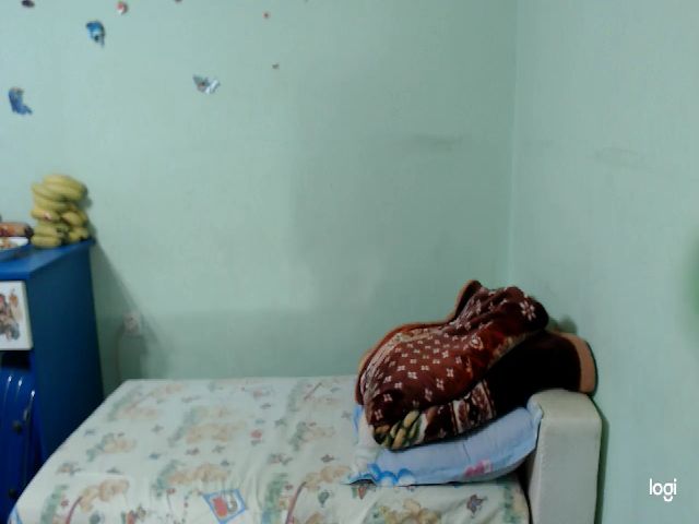 Live sex webcam photo for Clarabbww #269647667