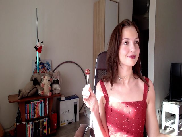 Live sex webcam photo for HoneyIAmHome #269649293