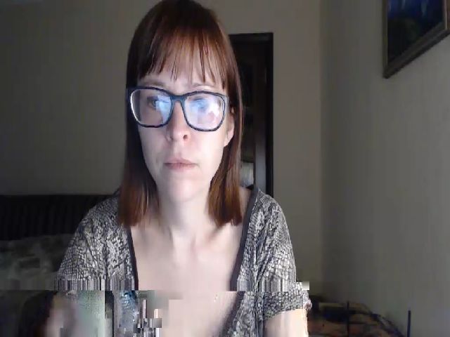 Live sex webcam photo for SmallUniverse #269652214