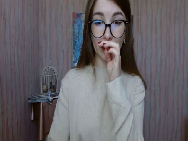 Live sex webcam photo for your_lina18_ #269652392