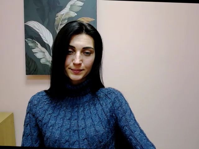 Live sex webcam photo for Miss_Vivian #269657069