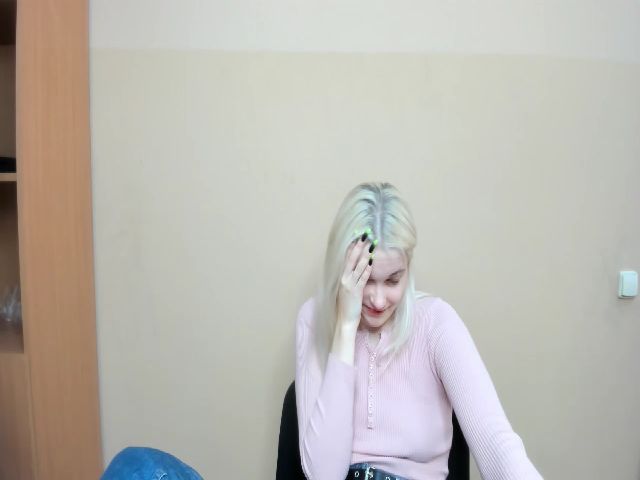 Live sex webcam photo for Liliagold #269655089