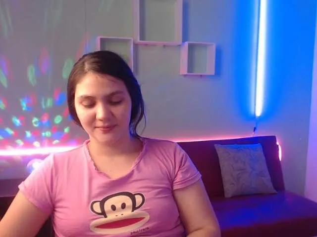 Live sex webcam photo for hanna-queen21 #269658650