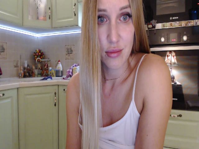 Live sex webcam photo for Super_Giraffe #269660327