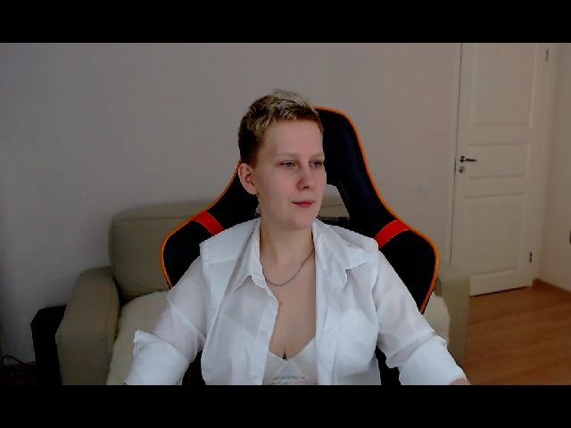 Live sex webcam photo for Oh_daisy #269662309