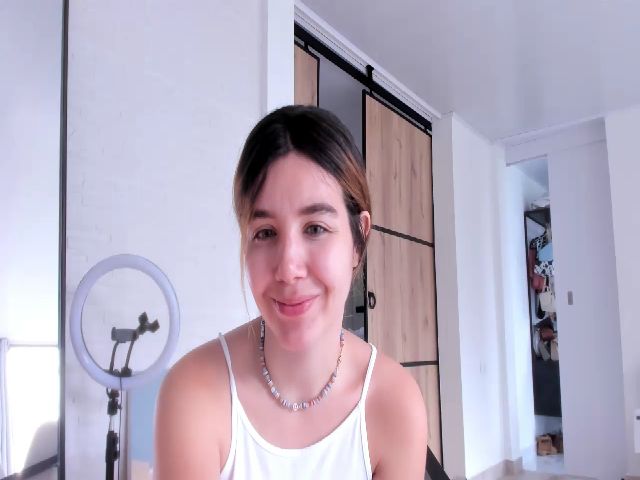 Live sex webcam photo for LauraVega #269655878