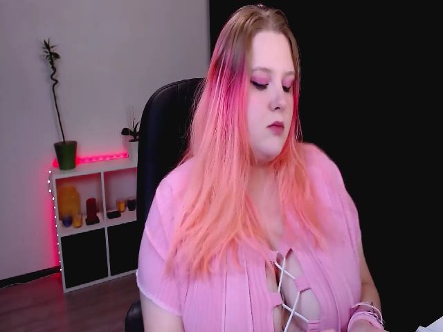 Live sex webcam photo for BetsyCrumpet #269659998