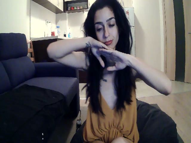 Live sex webcam photo for ExoticBrunet1 #269660274