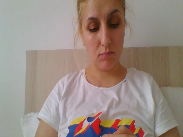 Live sex webcam photo for squirtvicky #269654991