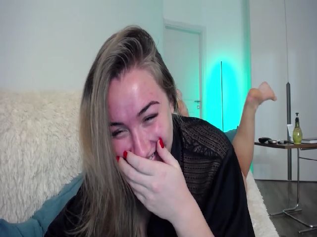 Live sex webcam photo for VickyBaezz #269655231
