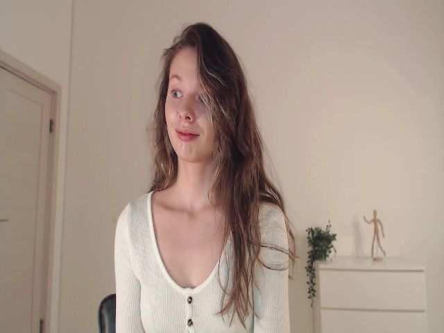 Live sex webcam photo for MelodyKeyy #269655724