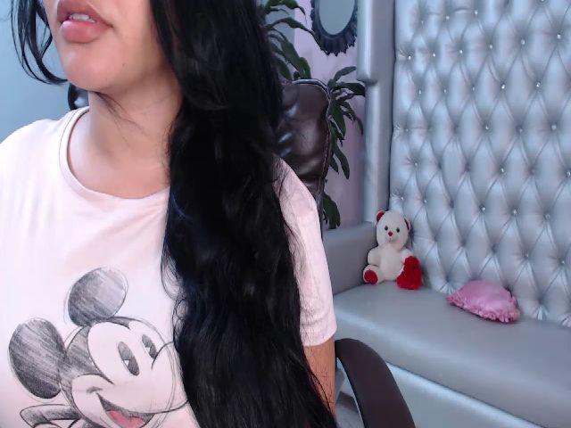 Live sex webcam photo for sashacamy #269655540