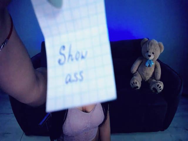 Live sex webcam photo for Sweet_Sasha_ #269647393