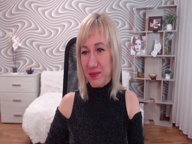 Live sex webcam photo for SvenIsolde #269657043