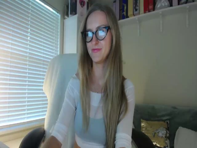 Live sex webcam photo for MissJules #269660134