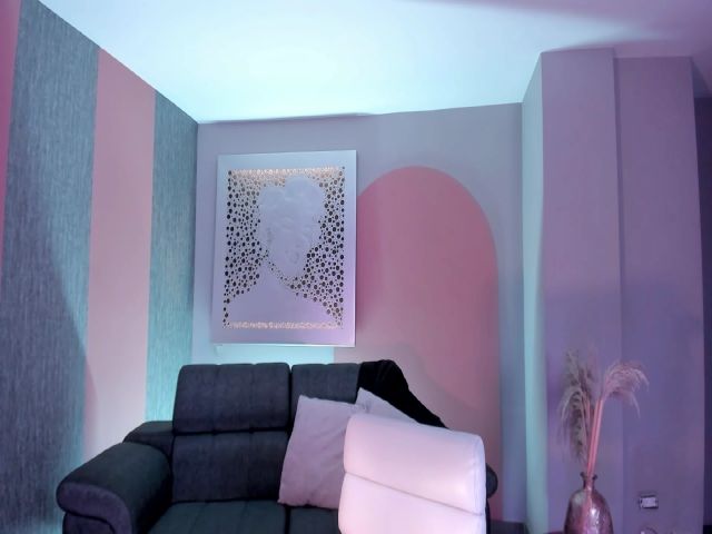 Live sex webcam photo for ConnieAddams1 #269661212