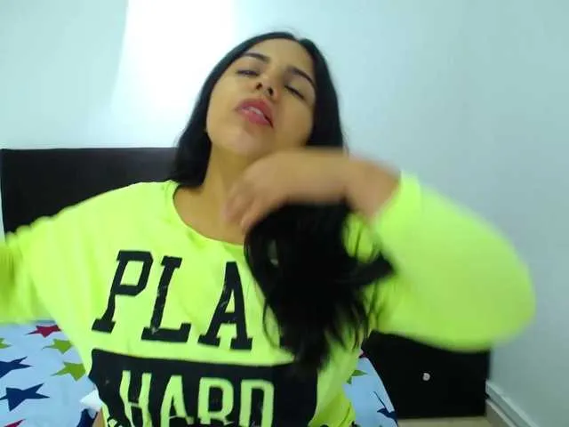 Live sex webcam photo for lucyrosse69 #269646311