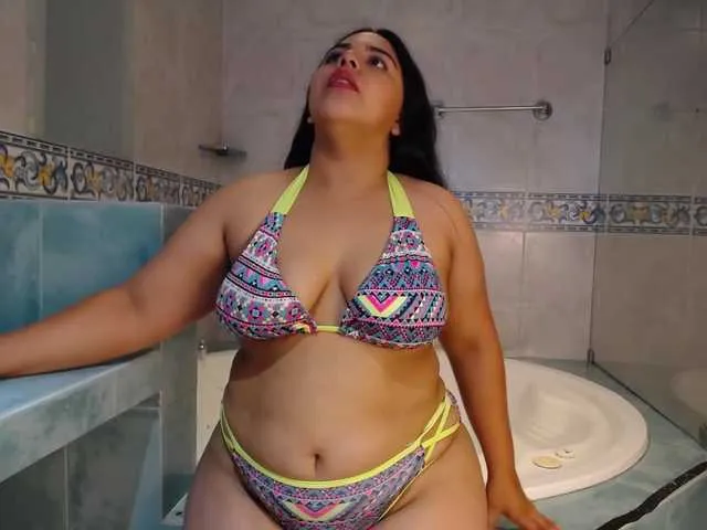 Live sex webcam photo for lucyrosse69 #269649793