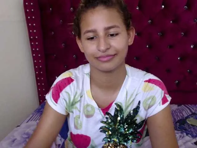 Live sex webcam photo for anna-holly #269659294
