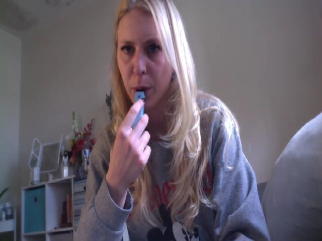 Live sex webcam photo for Roselisi #269661909