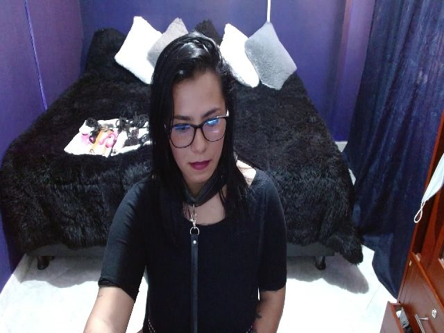 Live sex webcam photo for Alexahorny69 #269660828