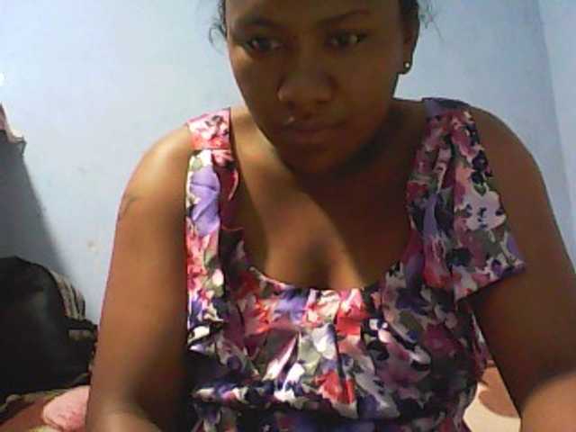 Live sex webcam photo for mybigass15 #269668961