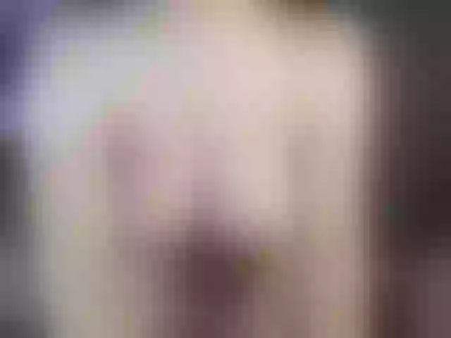 Live sex webcam photo for -EliSwan- #269672814