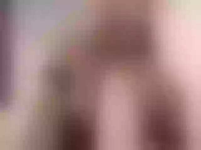 Live sex webcam photo for LaurenHills #269668069