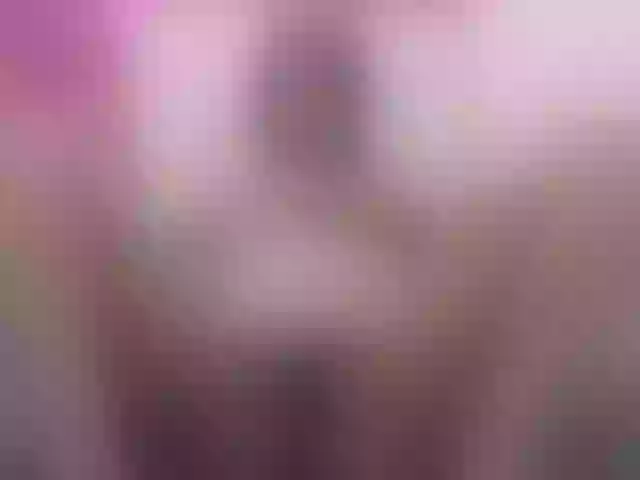 Live sex webcam photo for LunaXLopez #269664343