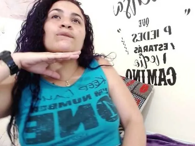 Live sex webcam photo for BeverlyCum #269664718