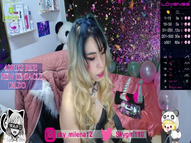 Live sex webcam photo for Sky_girl1 #269675820