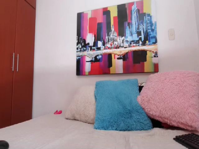 Live sex webcam photo for Sofiaparker1 #269676404