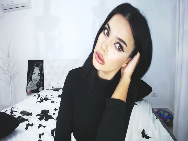 Live sex webcam photo for Mymysterryy24 #269665191