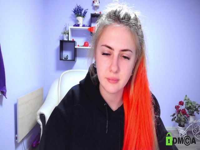 Live sex webcam photo for PrincesSnake #269667502