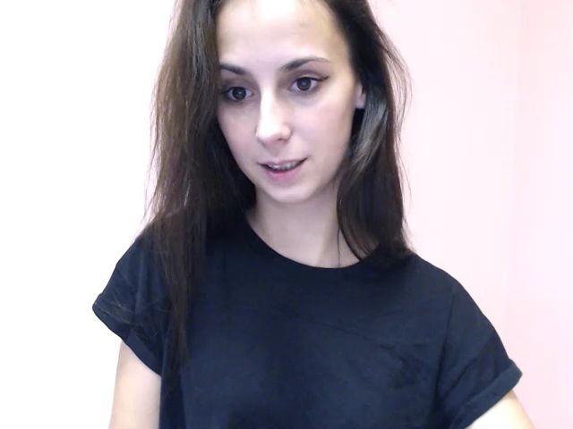 Live sex webcam photo for CuddliesNikki #269683204