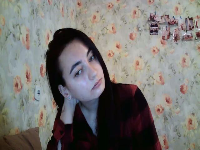 Live sex webcam photo for lolly_hollyy #269674349