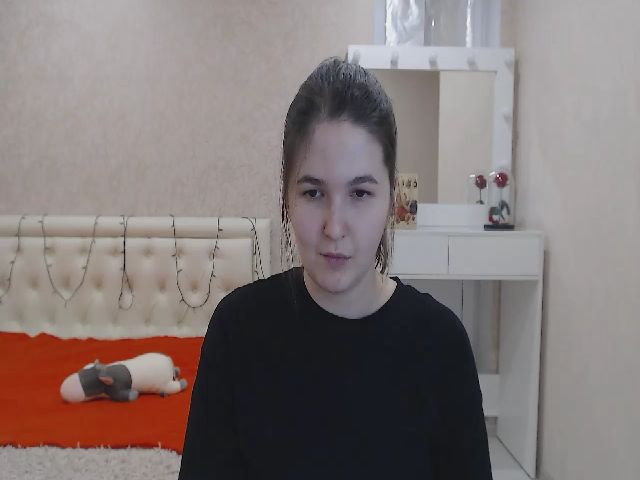 Live sex webcam photo for LiliBrendon #269681222