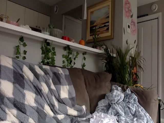 Live sex webcam photo for DaniiAngel #269677113