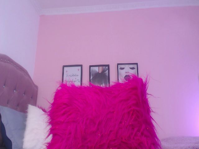 Live sex webcam photo for SamPuckett #269682157