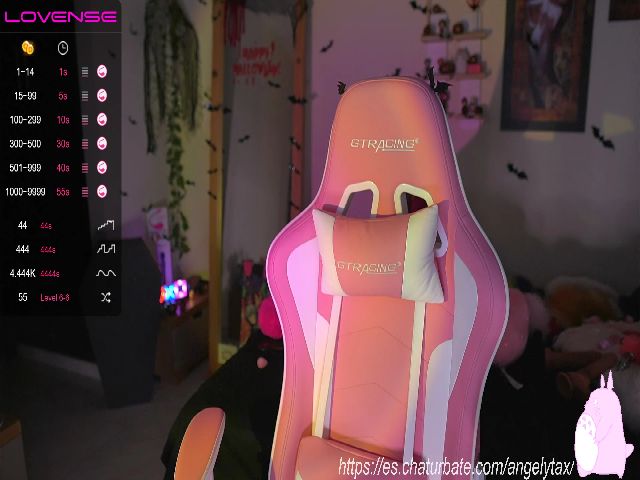 Live sex webcam photo for Angelytaxx #269667100