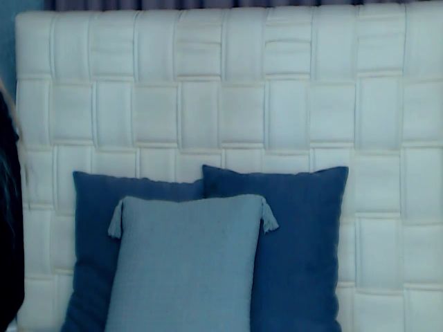 Live sex webcam photo for Anntje #269670694