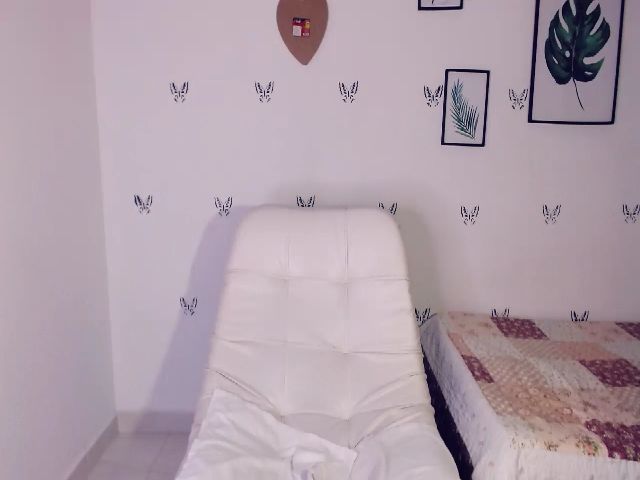 Live sex webcam photo for Tamy_bennett #269674047