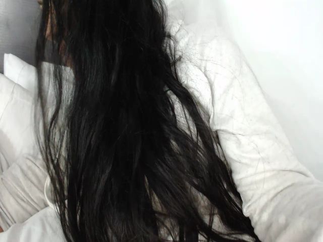 Live sex webcam photo for sweettcoach #269666684