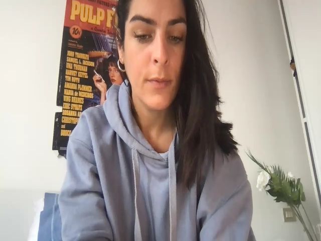 Live sex webcam photo for Cami_coquine #269671773