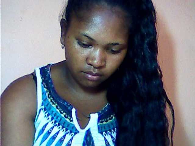 Live sex webcam photo for Xmyah #269679555