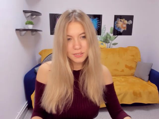 Live sex webcam photo for BrownieFay #269666802