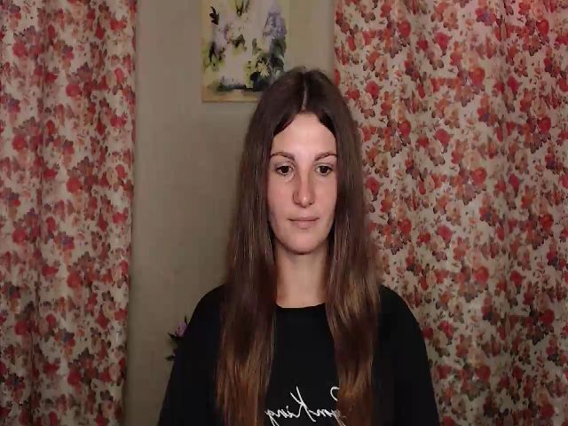 Live sex webcam photo for MissMaryHall #269669337