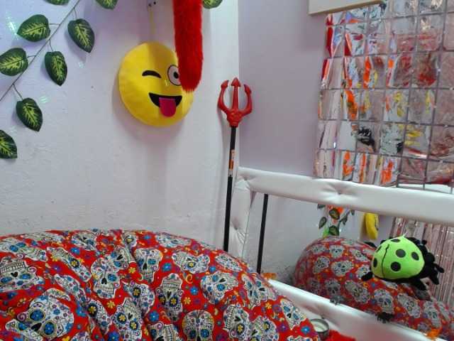 Live sex webcam photo for aodanis #269664774